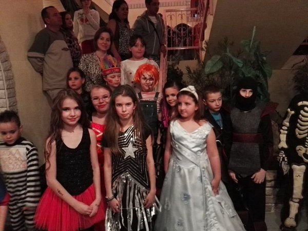 12696007_1221114827915826_799433373_n